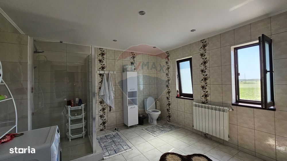 Casă / Vilă cu 6 camere de vânzare in Hânțești, Suceava