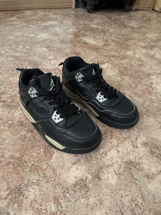 Кроссовки  ботинки 31 размер