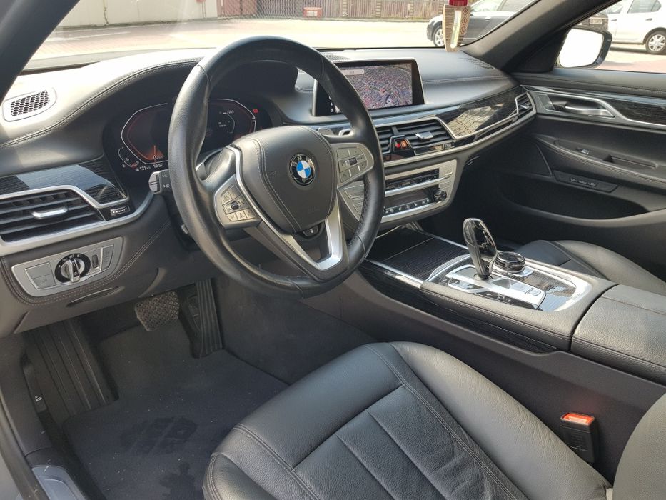 BMW 750I 2021 M-PAKET
