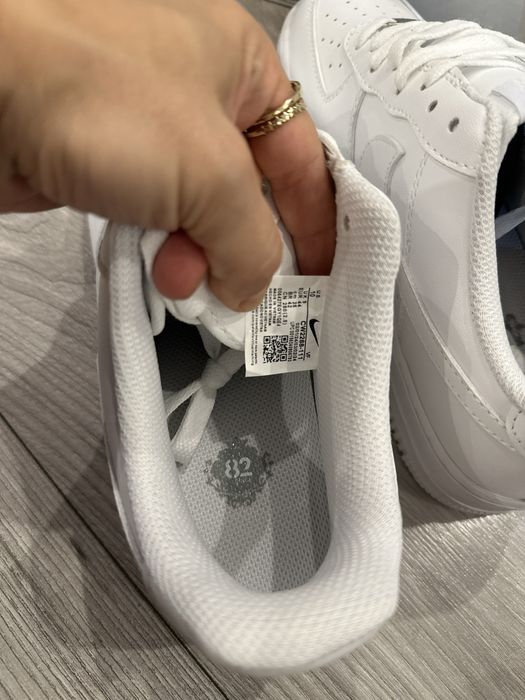 Nike Air Force 1 ‘07 44 noi cu eticheta