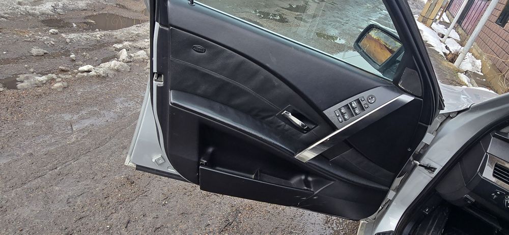 Продам полный свап салон бампер на е60