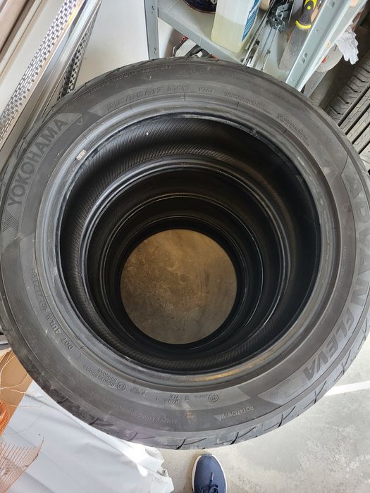 Anvelope vara 215/55 R17 YOKOHAMA