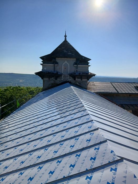 Executăm acoperișuri  ,Construcții
