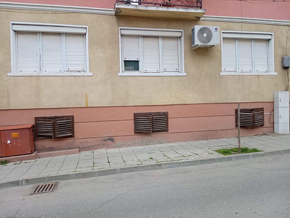 Дограма с ролетни щори