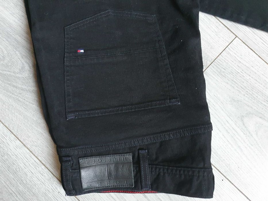 Blugi TOMMY HILFIGER "Denton" Stretch - Marime W38 L34 (Talie 100 cm)