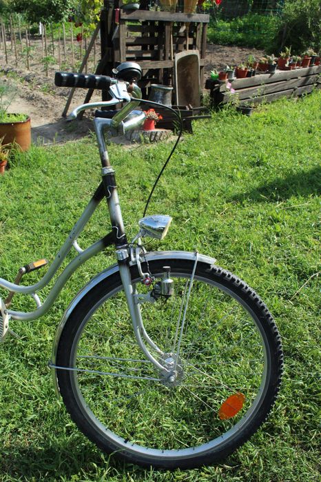 Велосипед дамски