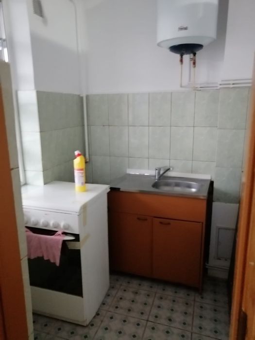 De vanzare Garsoniera cf 1