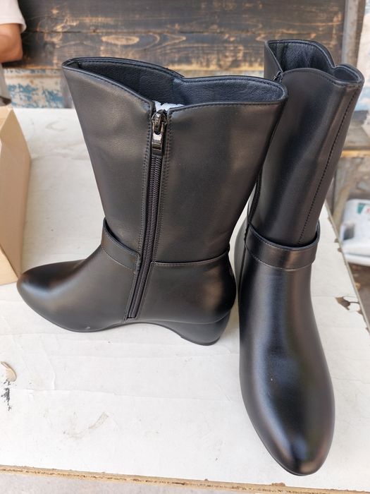 Сапоги женские, зимние.