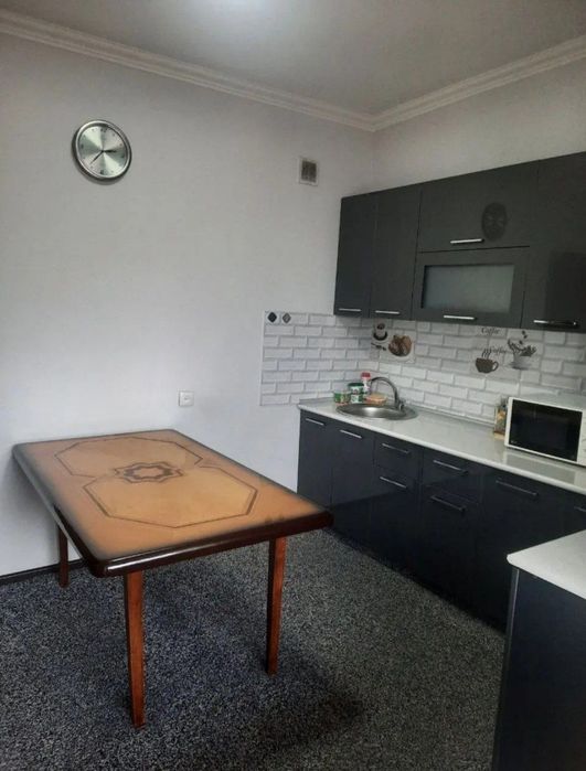 Нурафшон Новостройка 
4 хона
6 этаж
7 этажом дом