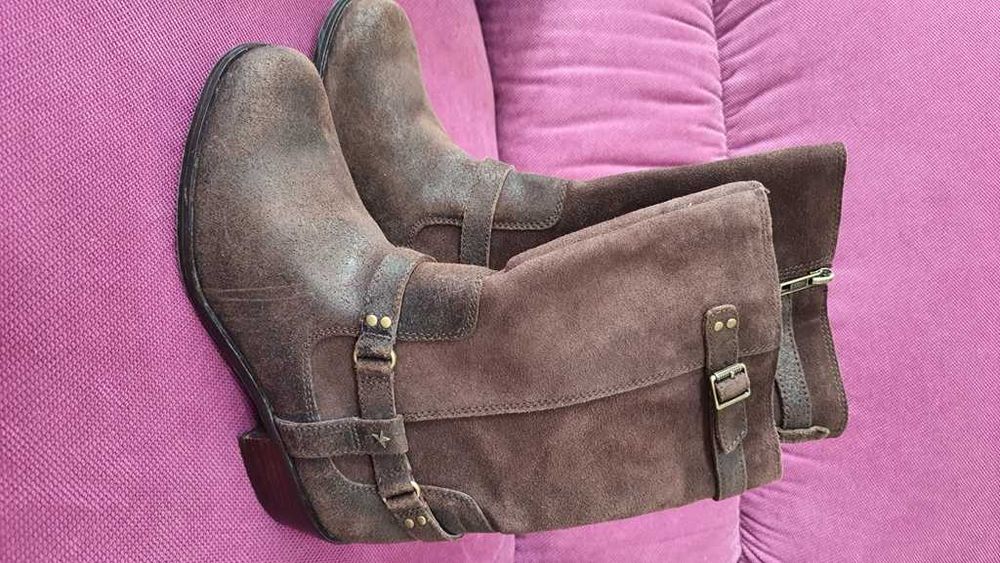 Ghete piele stil ciocate Wrangler de la UGG Cadie Western marimea 36,5