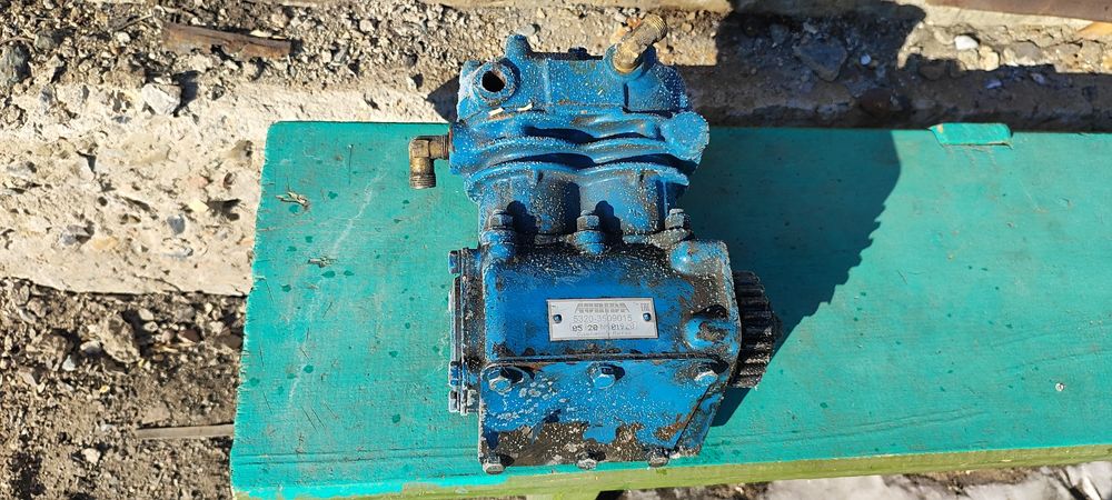 Продам Компрессор 2 цилиндровый