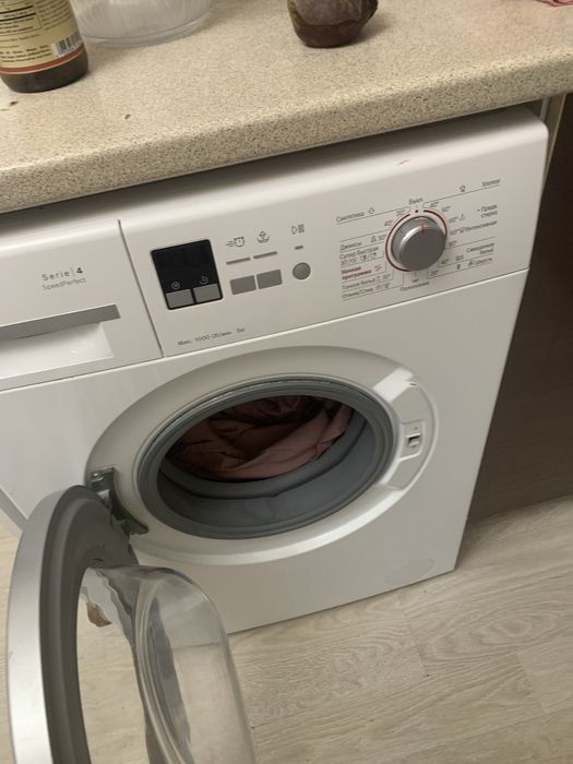 Стириальная машинка