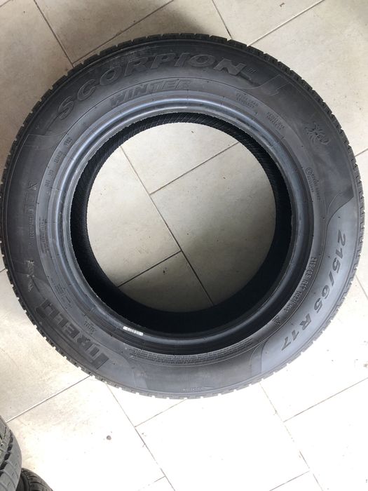 Зимни гуми 215/65/17 Pirelli Scorpion 4бр