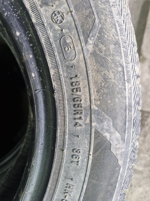 Продам две шины безкамерка