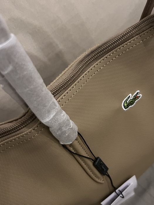 Бежевый Шопер Lacoste