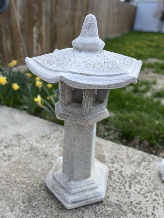 Decoratiune gradina - beton