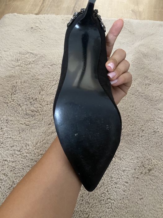 Vand Pantofi Bijuterie Reserved