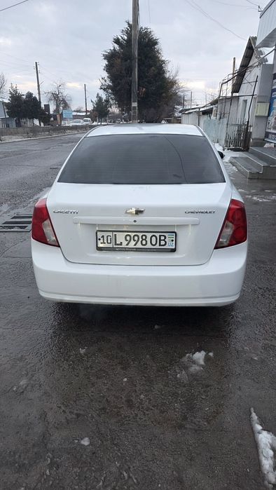 Lacetti 2011 metan bor srochna sotiladi