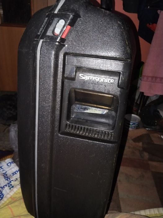 samsonite чемодан оригенал