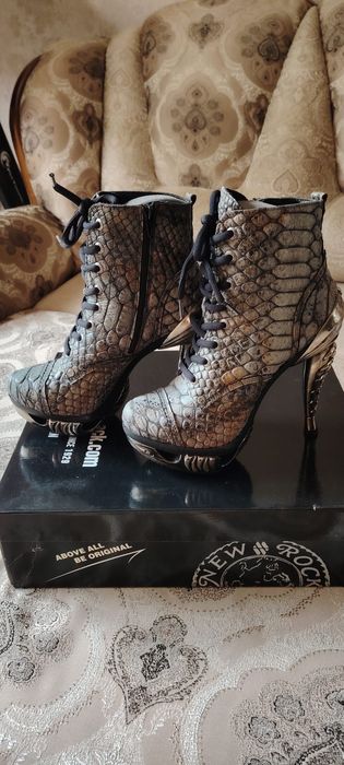 Botine New Rock Cobra, masura 38, noi in cutie