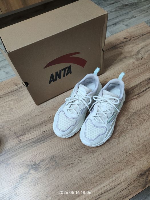 Брендовые кроссовки Аnta 36,5