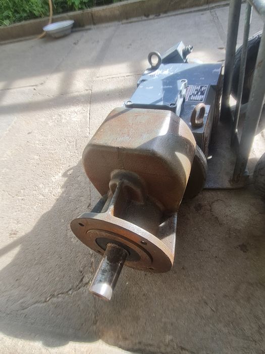 Motor electric industrial curent continuu (DC) WIRE electronic.