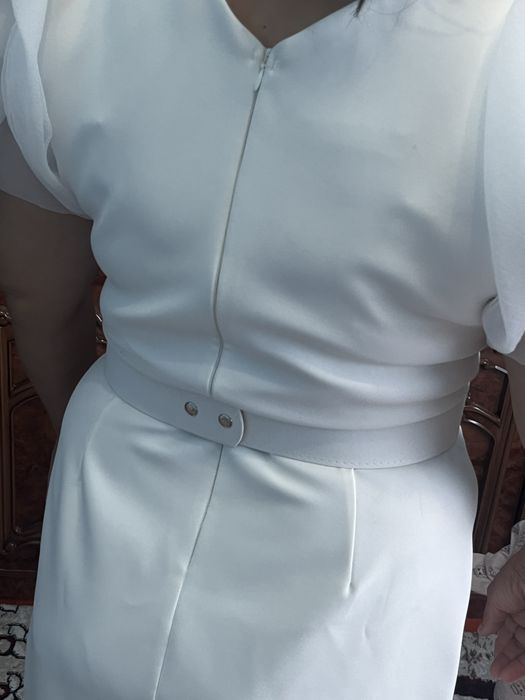 Платье вечерные срочно продам 1 раз одевала