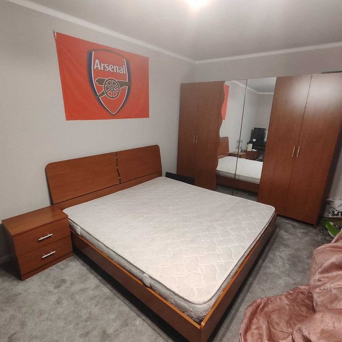 Гарнитура спальная (италия)