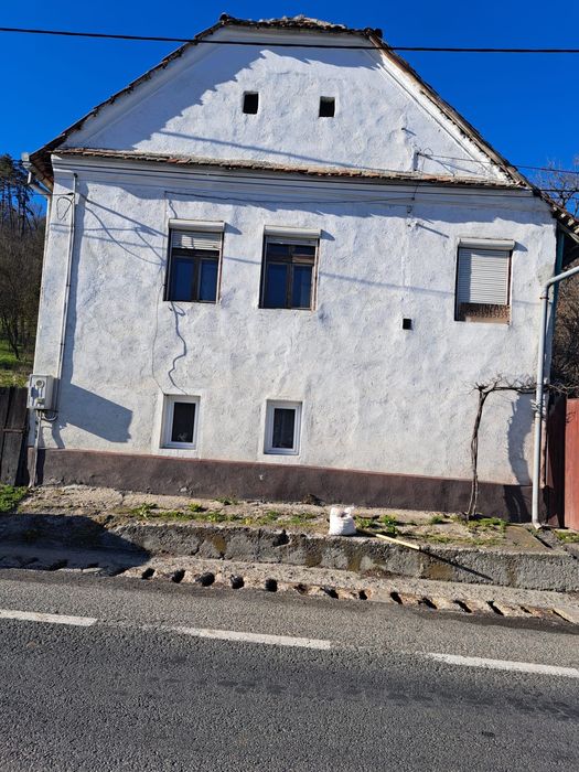 Casa saseasca de vanzare Fiser, Brasov/ schimb cu apart in Bv