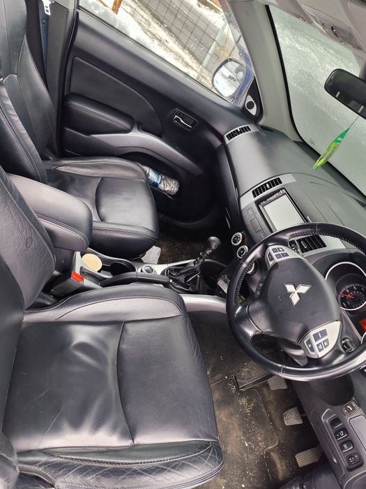 Mitsubishi Outlander 2.2-156кс