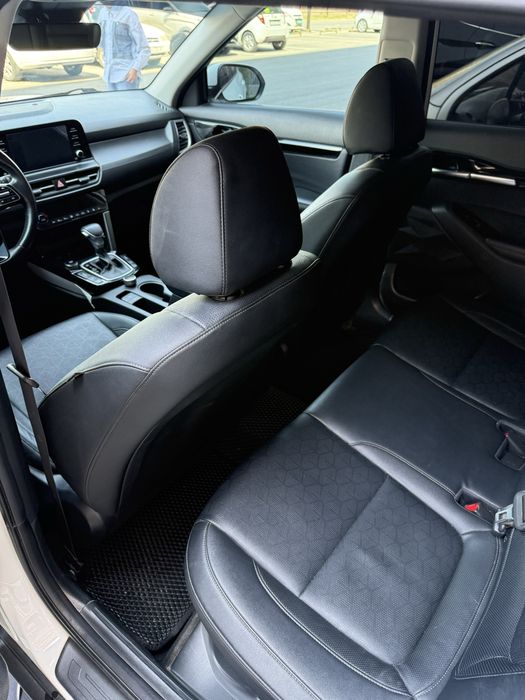 Kia seltos Premium 4 позиция фулл 2023год