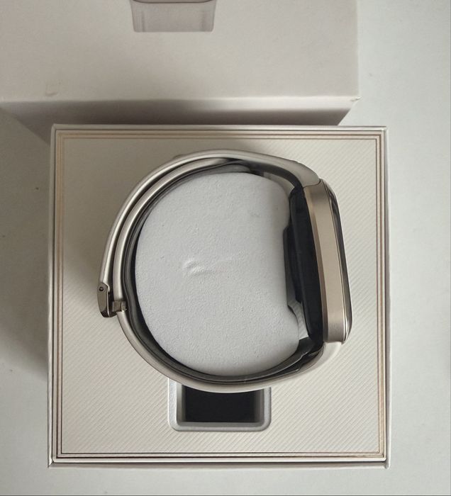Продам Huawei Watch D2