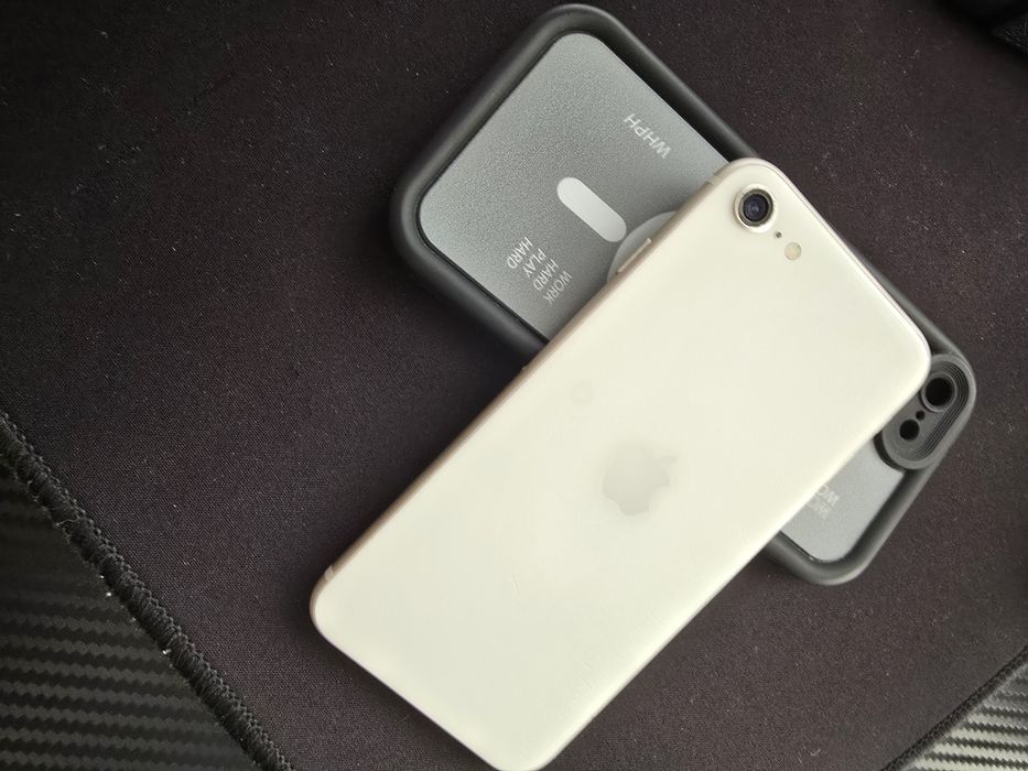 **ТОП ЦЕНА** Iphone SE 2022 (Gen 3) + ПОДАРЪК КЕЙС И КАБЕЛ