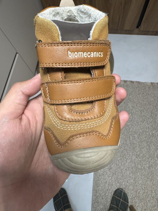 Продам детский ботинок