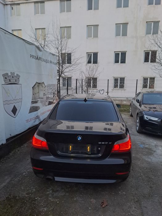Vând bmw e60 sau schimb cu golf 5
masina este personala de 2ani de zil