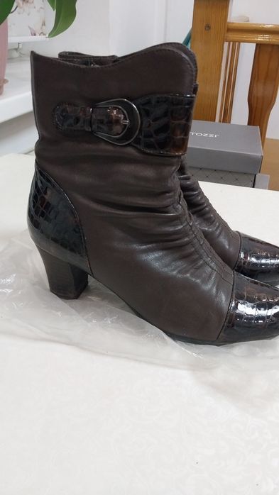 Продам полуботинки