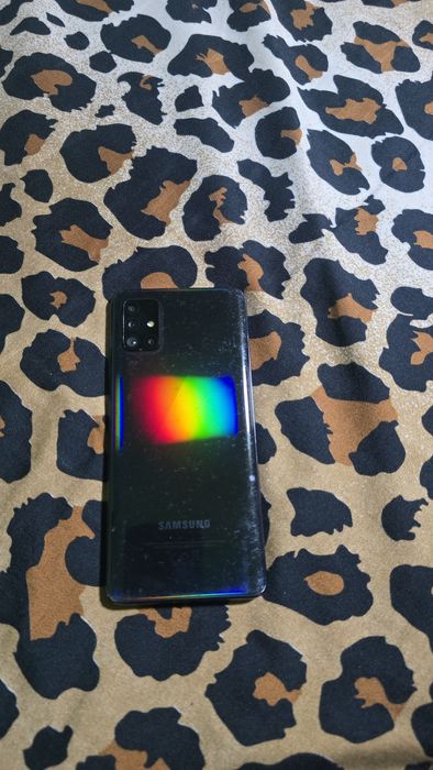Samsung  a51 pentru piese