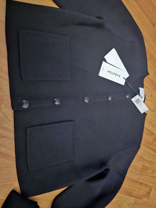 Cartigan Artizia Babaton notable