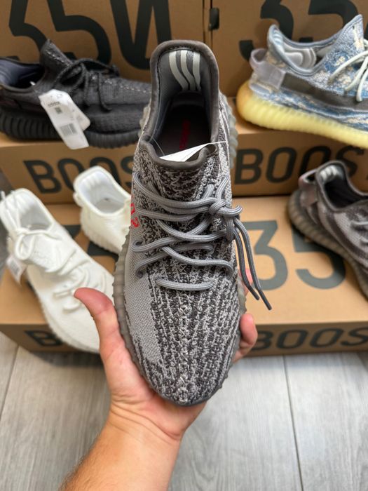 Adidasi Yezzy Boost 350 V2
