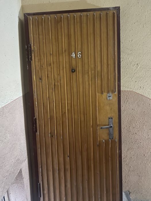 б/у железная дверь