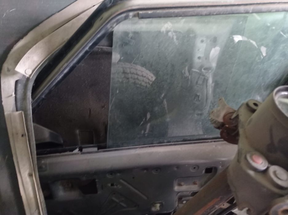 Продам крылья двери капот