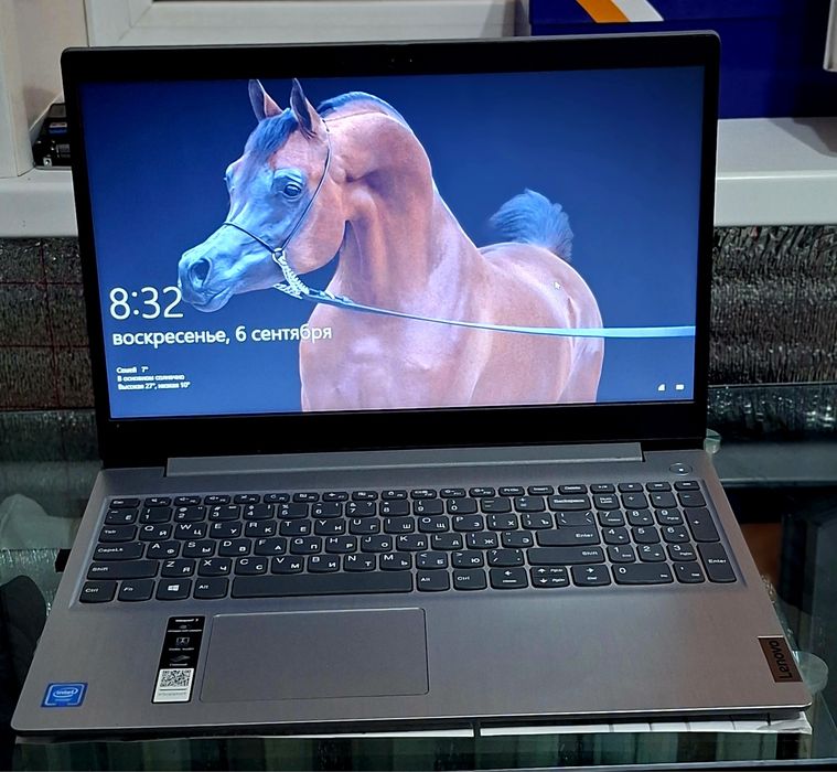 Lenovo  Windows 10