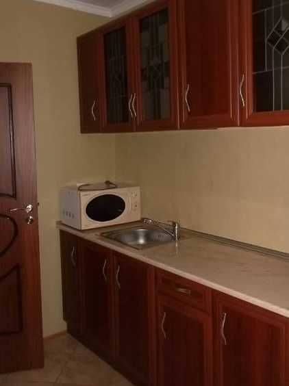 Дава се под наем Двустаен апартамент в Бургас, Лазур - 64 кв.м за 400 € - Снимка #6