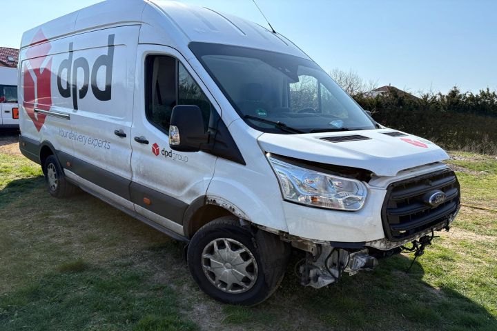 Fuzeta fata dreapta TRACTIUNE SPATE TRACTIUNE SPATE Ford Transit a 4-