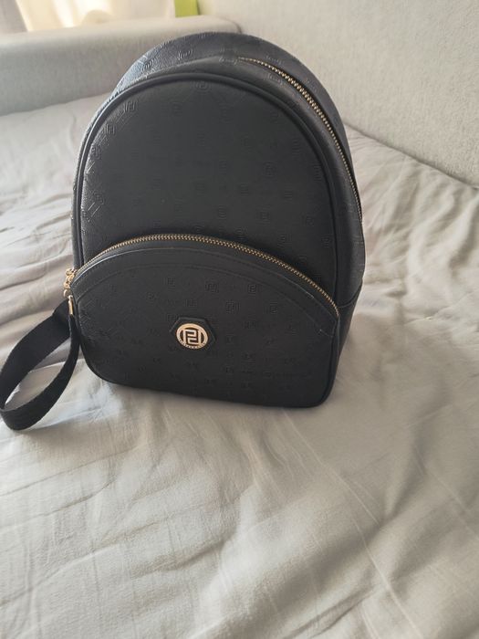Продавам раница Silver and Polo