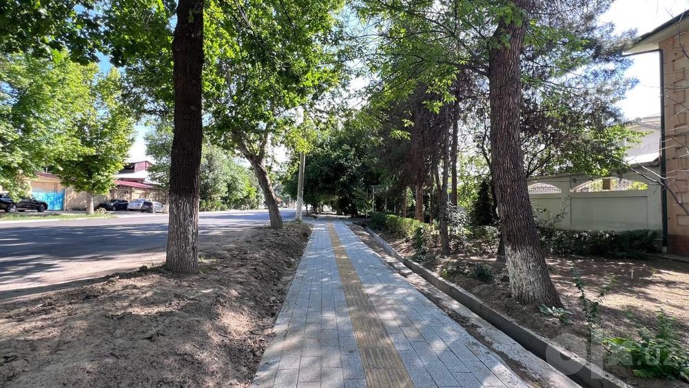 Луночарский земля на первой линии под офис