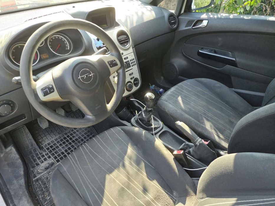 Opel corsa 1.3 cdti