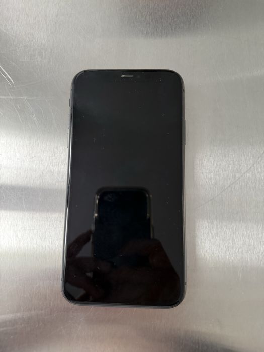 Айф 11 Ақ и Қара цвет  сатылады