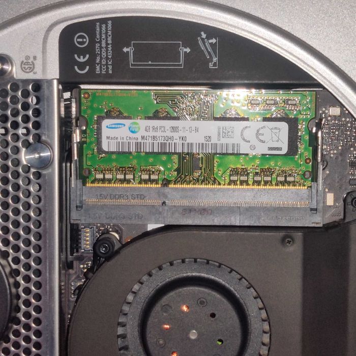 Mac mini (Late 2012) - Intel Core i5 / 4GB RAM / 500GB HDD