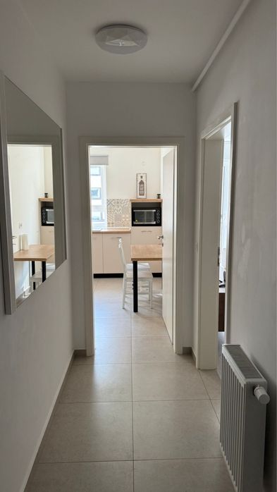 Proprietar inchiriez garsoniera Tractoru